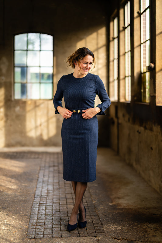 Dress Mirjam dark blue pinstripe