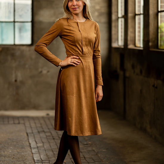 Port Lavande Jurk Hannah camel